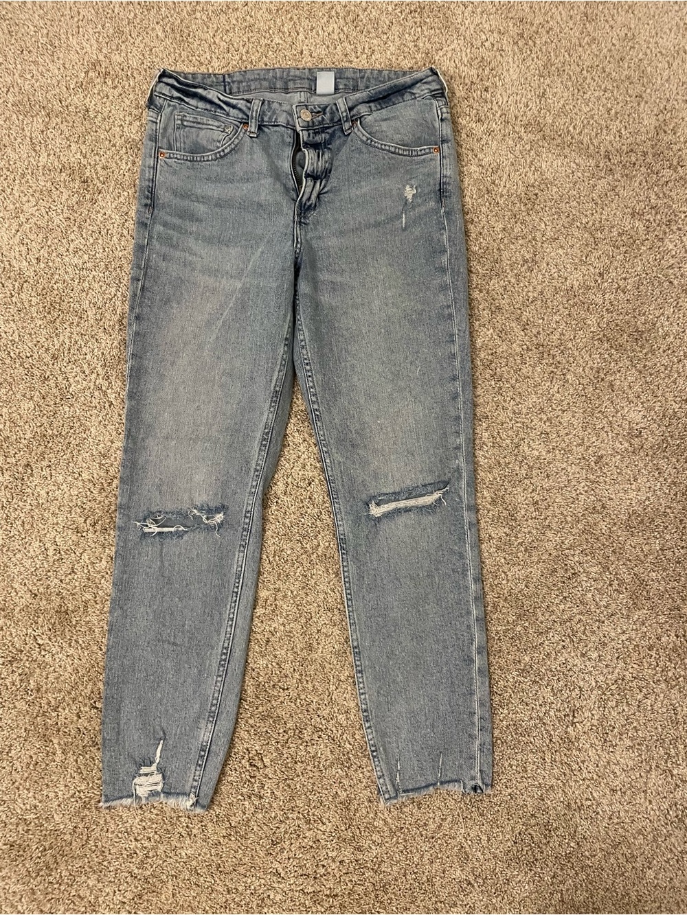 H&M Light Blue Distressed Ankle Jeans